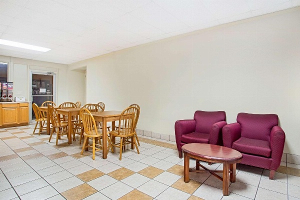 Bristol Parkway inn Main image